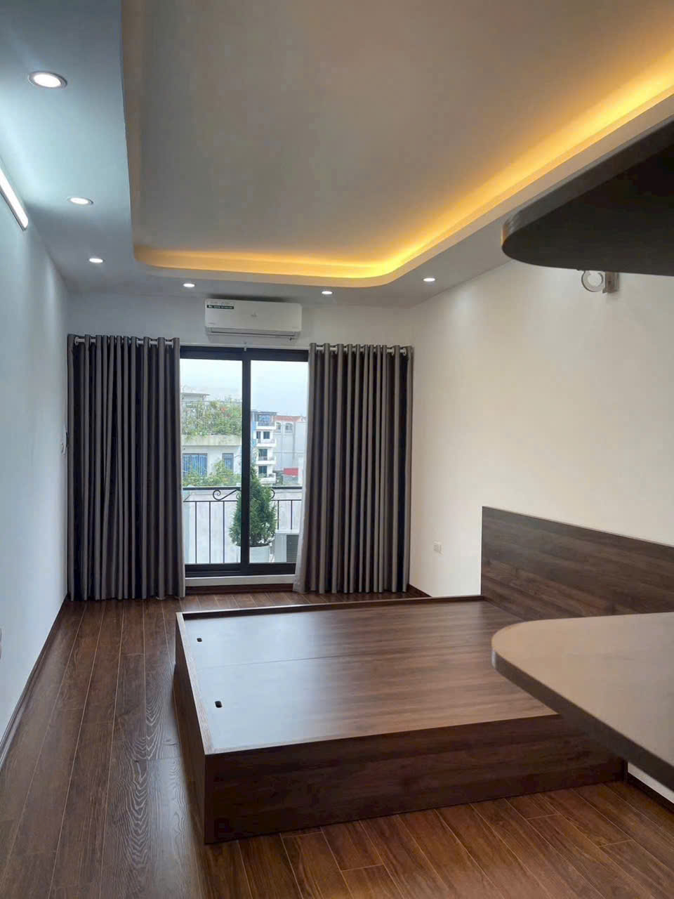 z7174881503480_5d94be0b62195259a5e2144162375cba