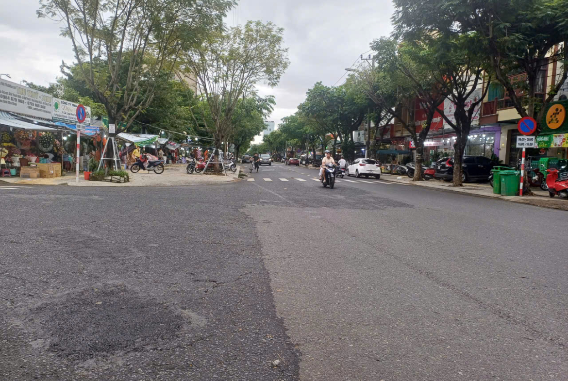 z7175008861222_922e2ba7cb3a2379eb9279fb38c31573