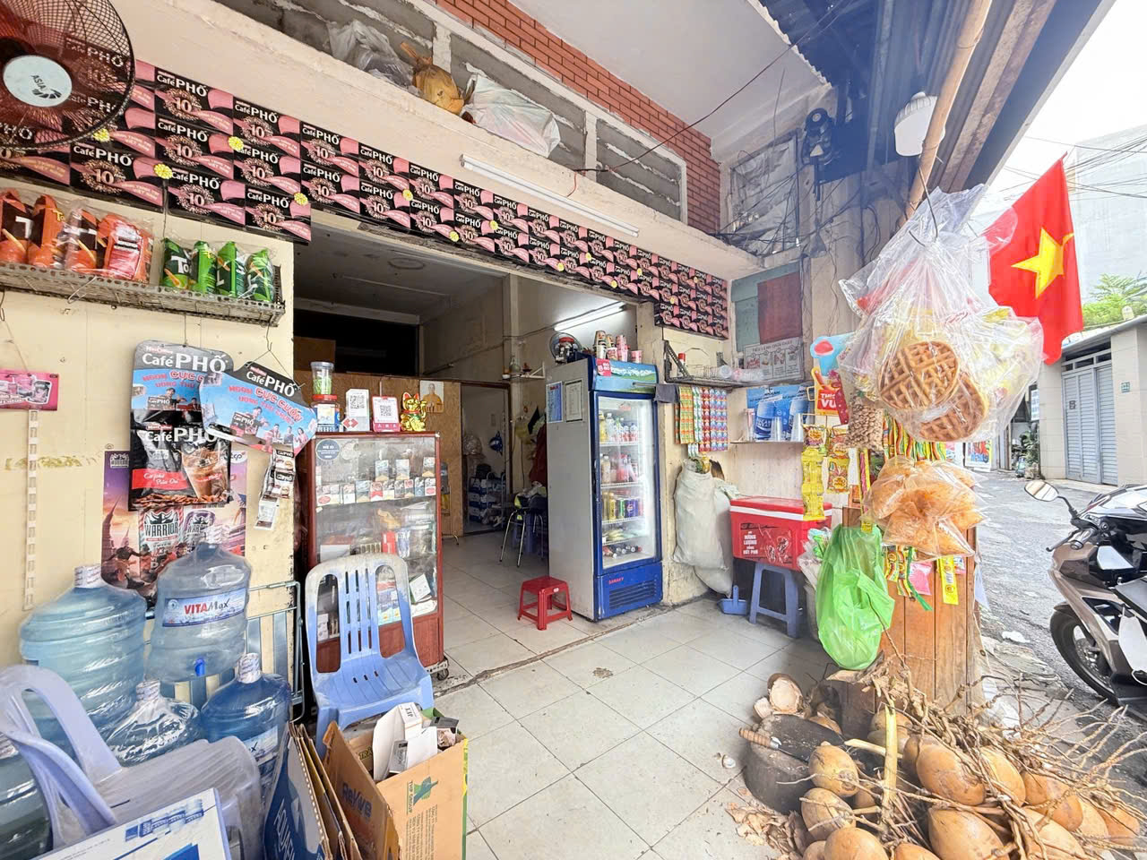 z7180634319202_d58033ae5df20045bc6a1b82e7c1d7b1