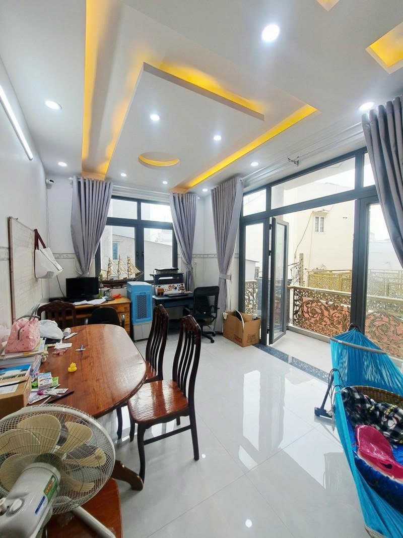 z7182211116475_dc172a2493193b9e16fe5aca280d454b