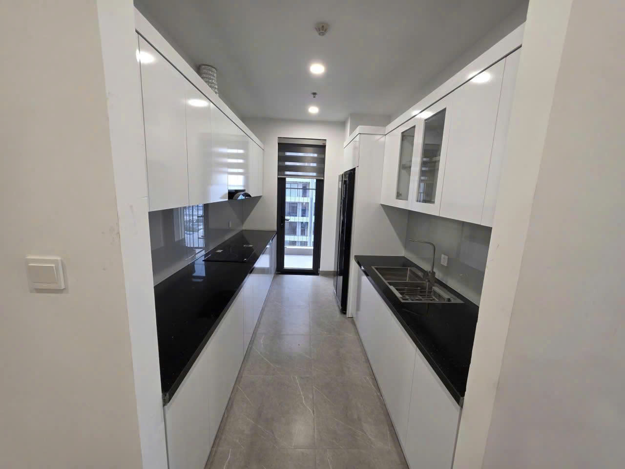 z7186780558011_261e96b538404124b574c423d954adf2