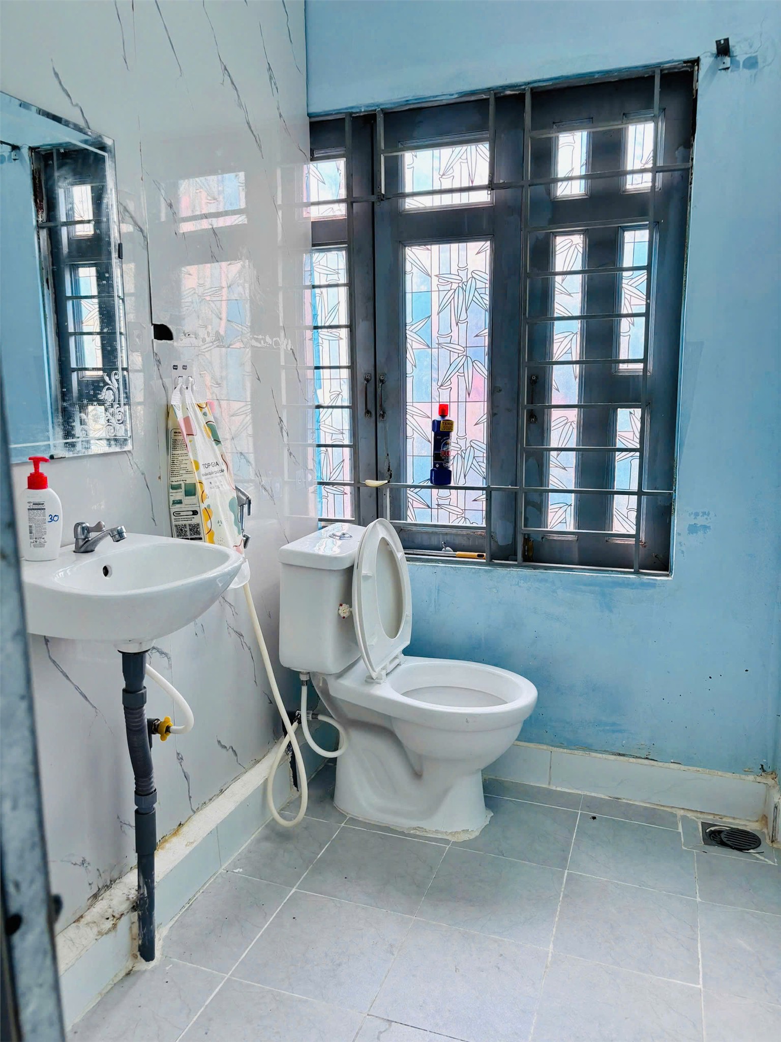 z7186884665753_b9bda48987dd5e3bc680675d0b6c6e32