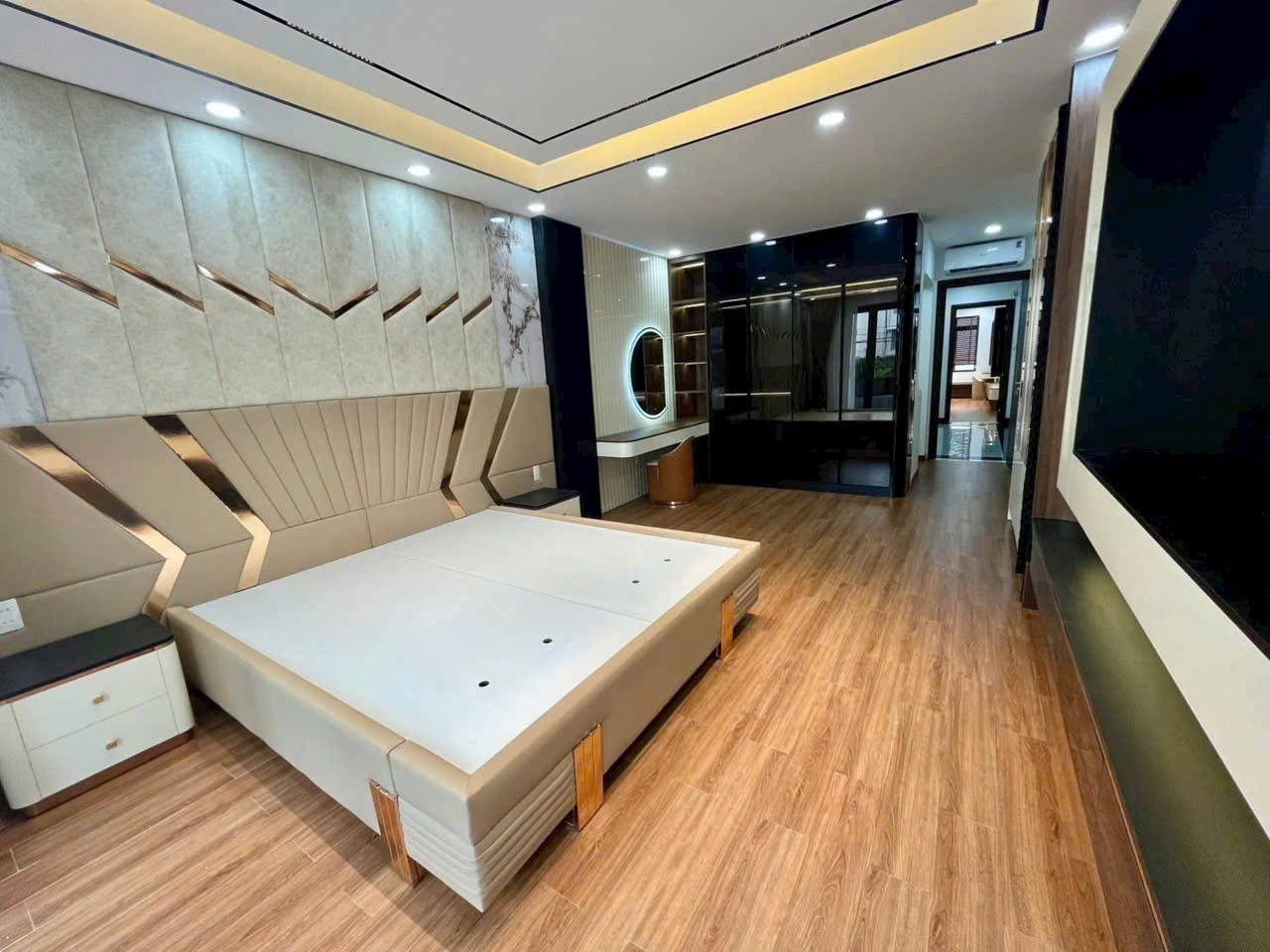 z7189037900922_aab4aa3f24c93806123fa8de974e7823