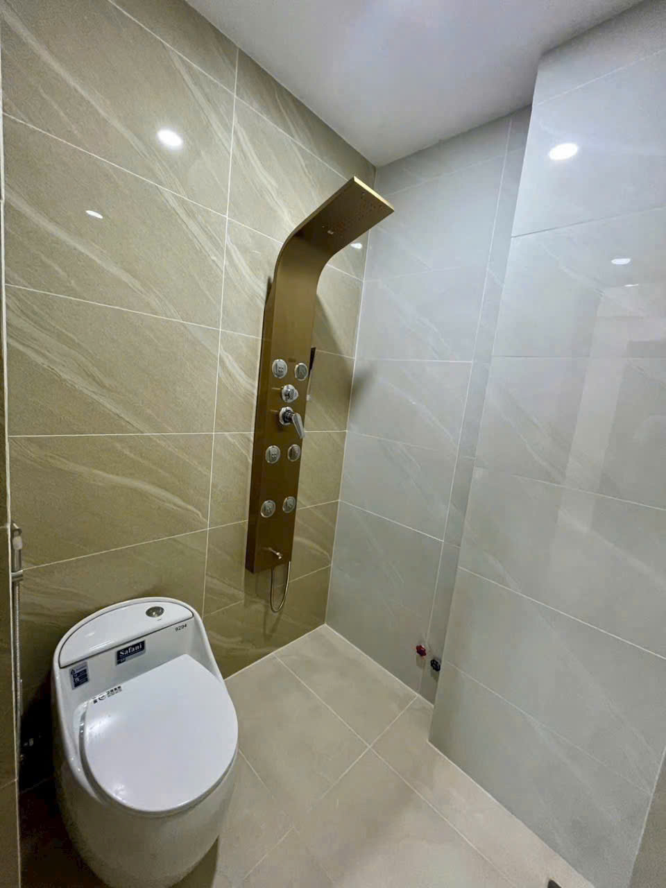 z7189037911247_0e751bcb7218ec98e53f46ef3b9e2ada