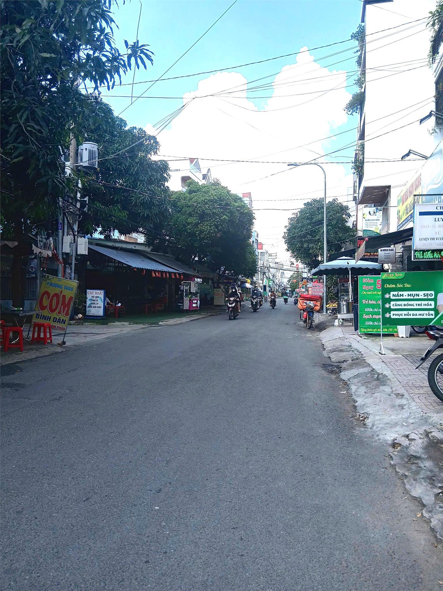 z7189235688236_7137ef472d8acf51e54fd4117bdbdbcf