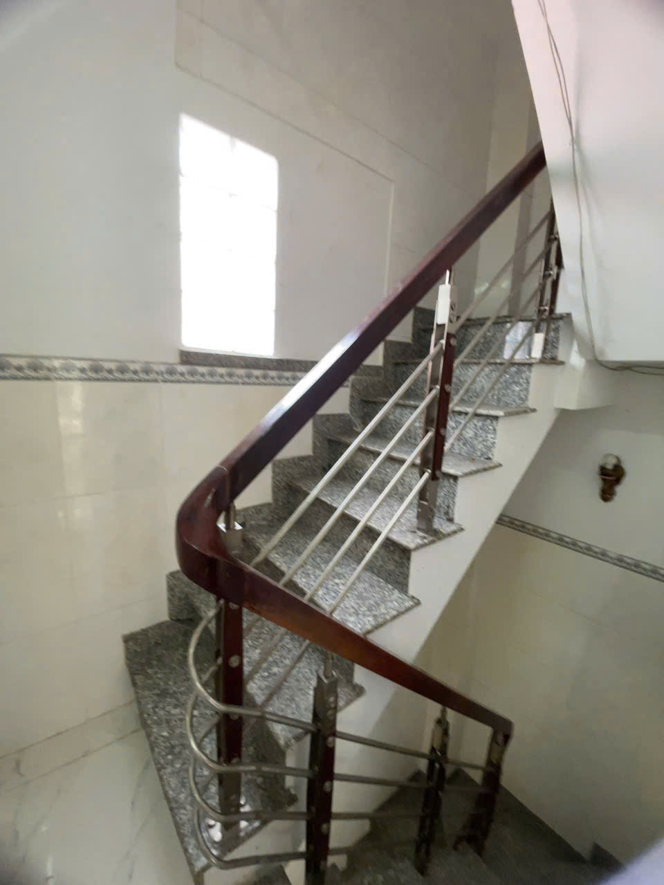 z7191209692921_23fe5ccb7946b9b38ae413c4732845fe