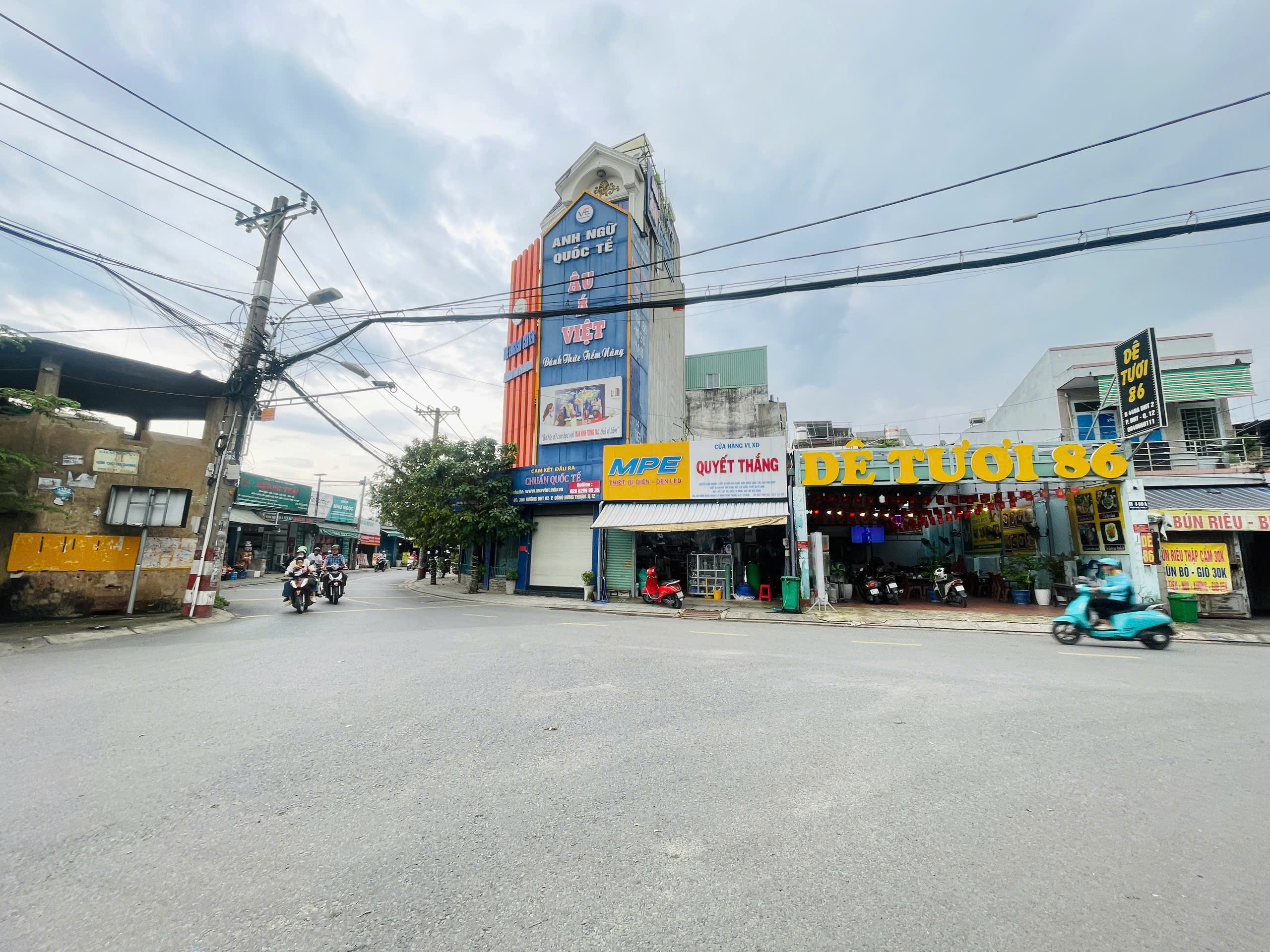 z7192012033548_415cd0cab991d8105ea186f300b7186d