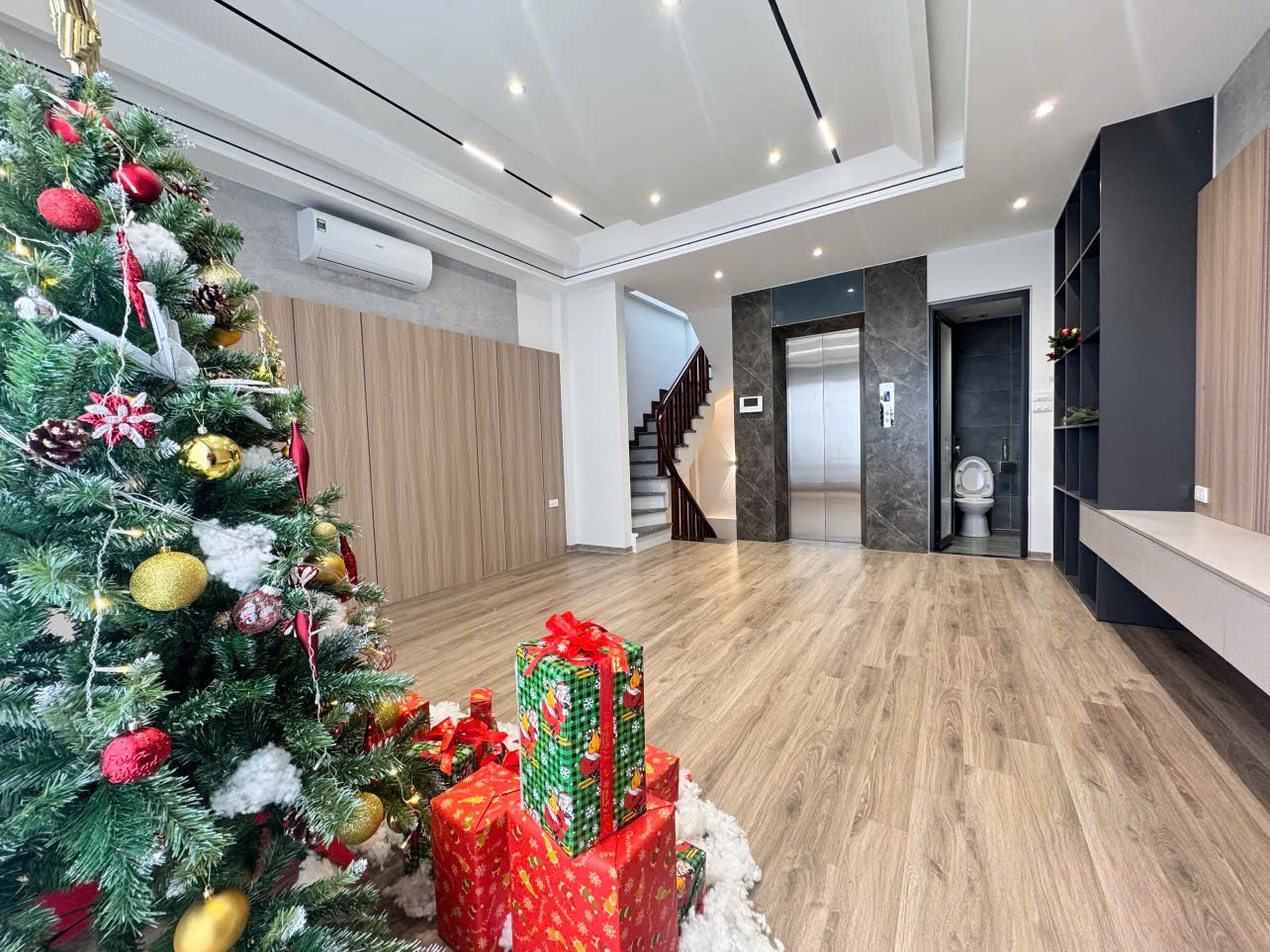 z7192906948236_00e8a8f870a54c352fb58c01e2adefab