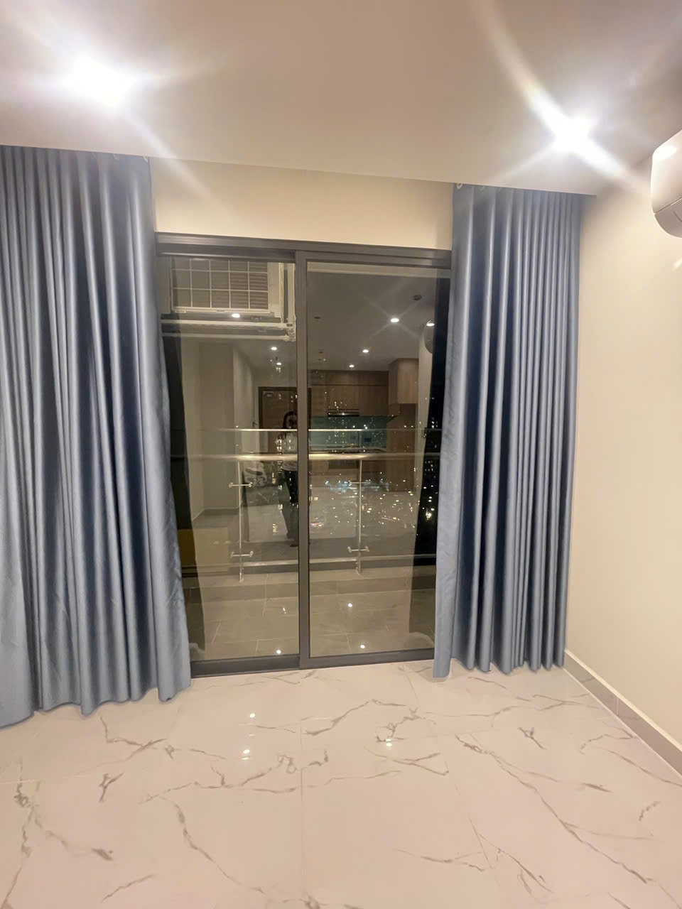 z7194981004378_dd813d04870c01c1d7abba180ffa86a0