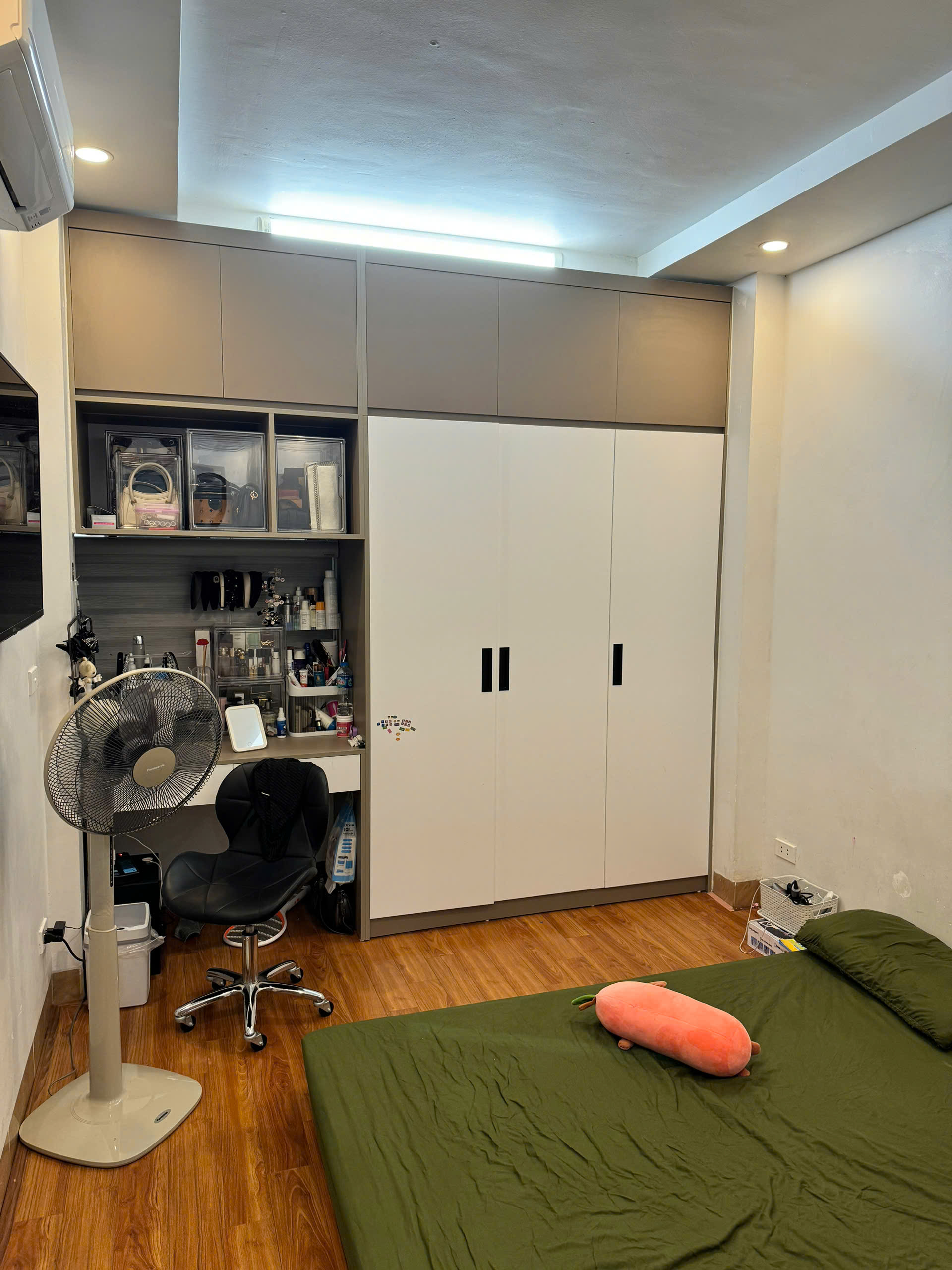 z7195089793675_601bc1fa43ed1579174ff9d46c8f181a