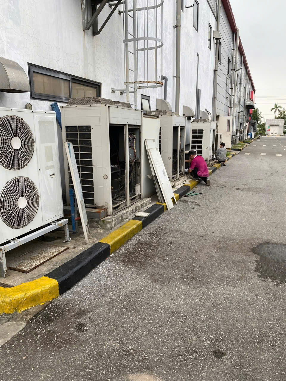 z7196896831438_4d590f7848783f6eba1d04ac23ec05ad