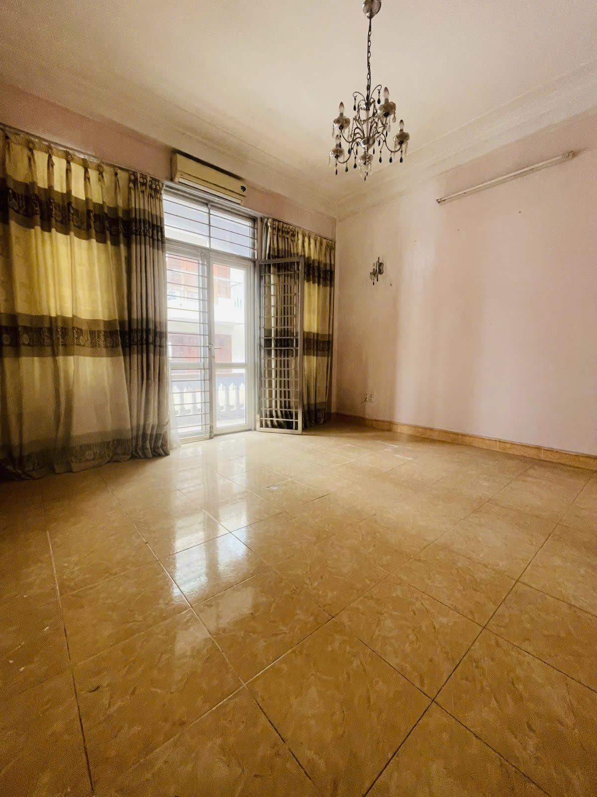 z7197501893713_698cc9230211265715d84961de5e9456