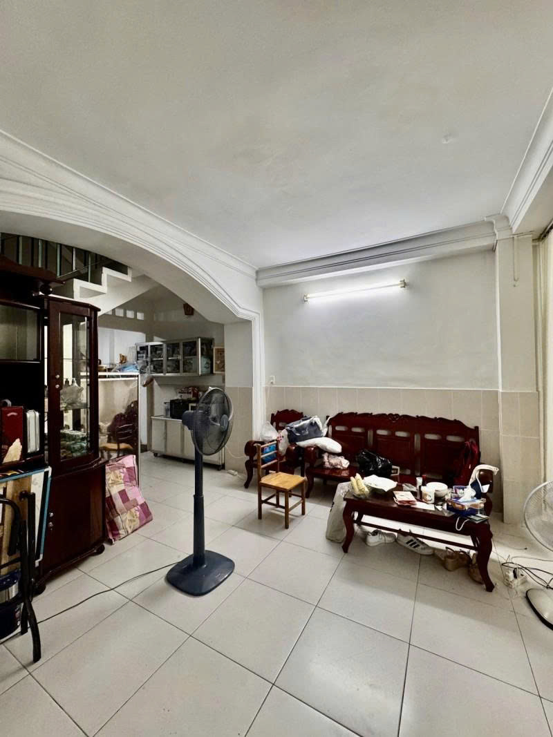 z7207763620106_9430ebeb9e6b9d728dd2d0141eeed40b