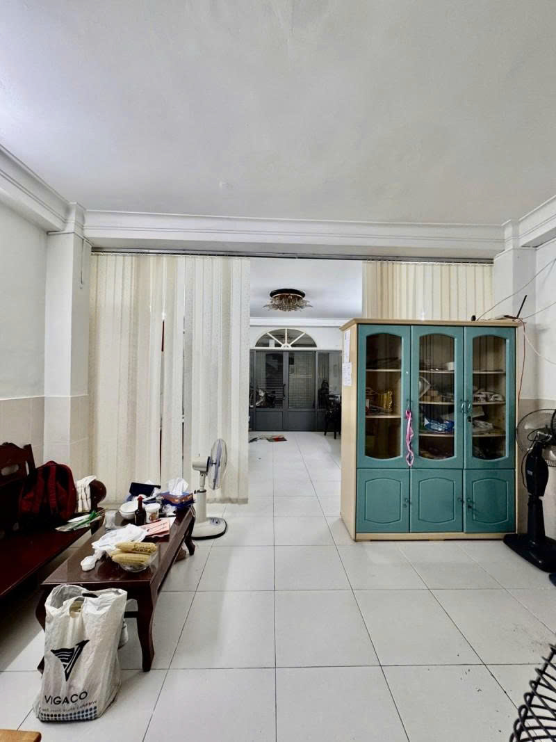 z7207763698332_c6dc605afb59833a1a6837b8a00bf71a