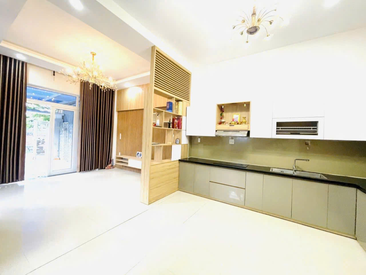 z7216225511041_b926216457a94e4af8c27a6b8d20f2ad