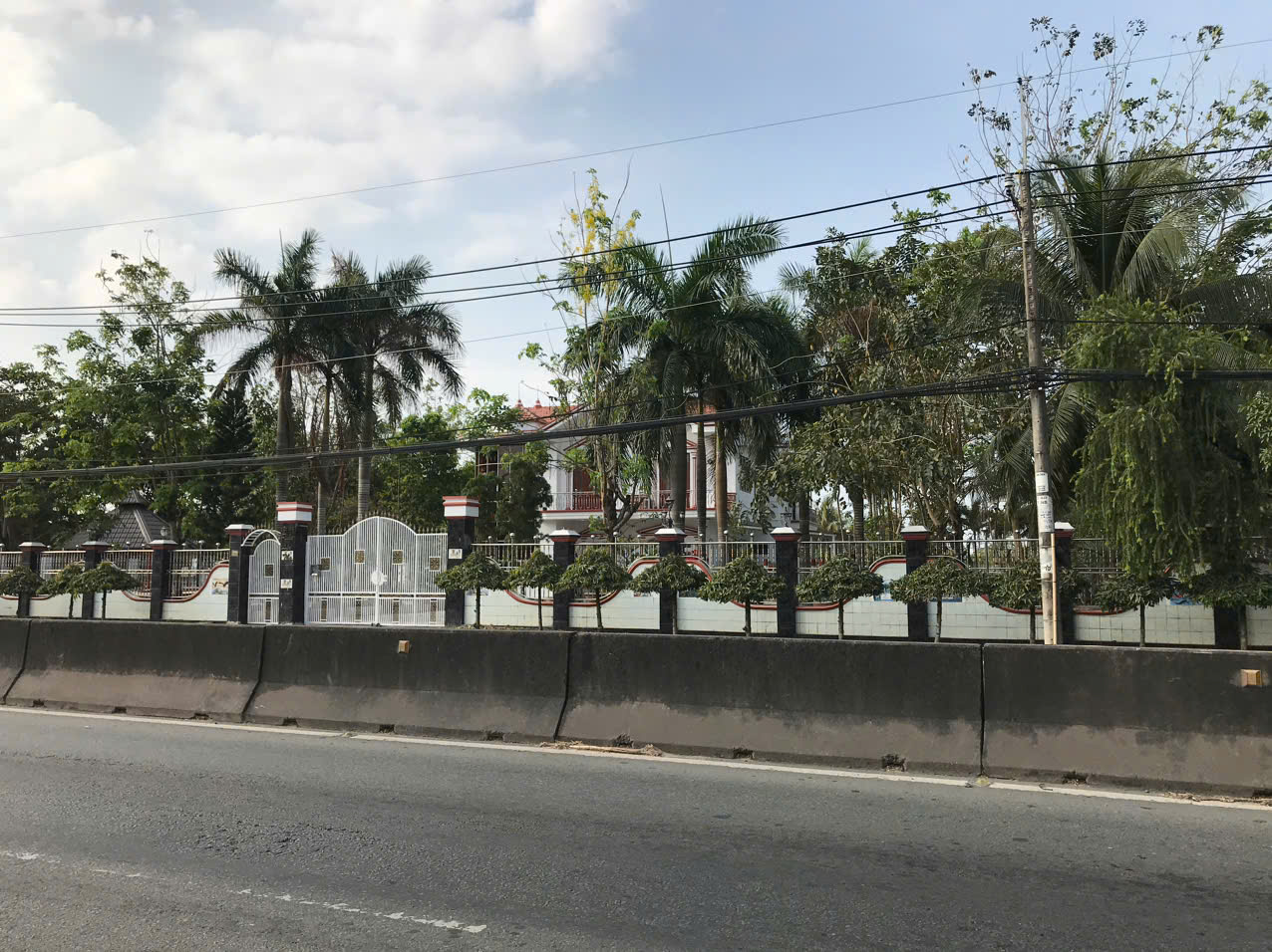 z7220631964762_1b2b8b7aba3dcefdb6fac0dbbd5b9046