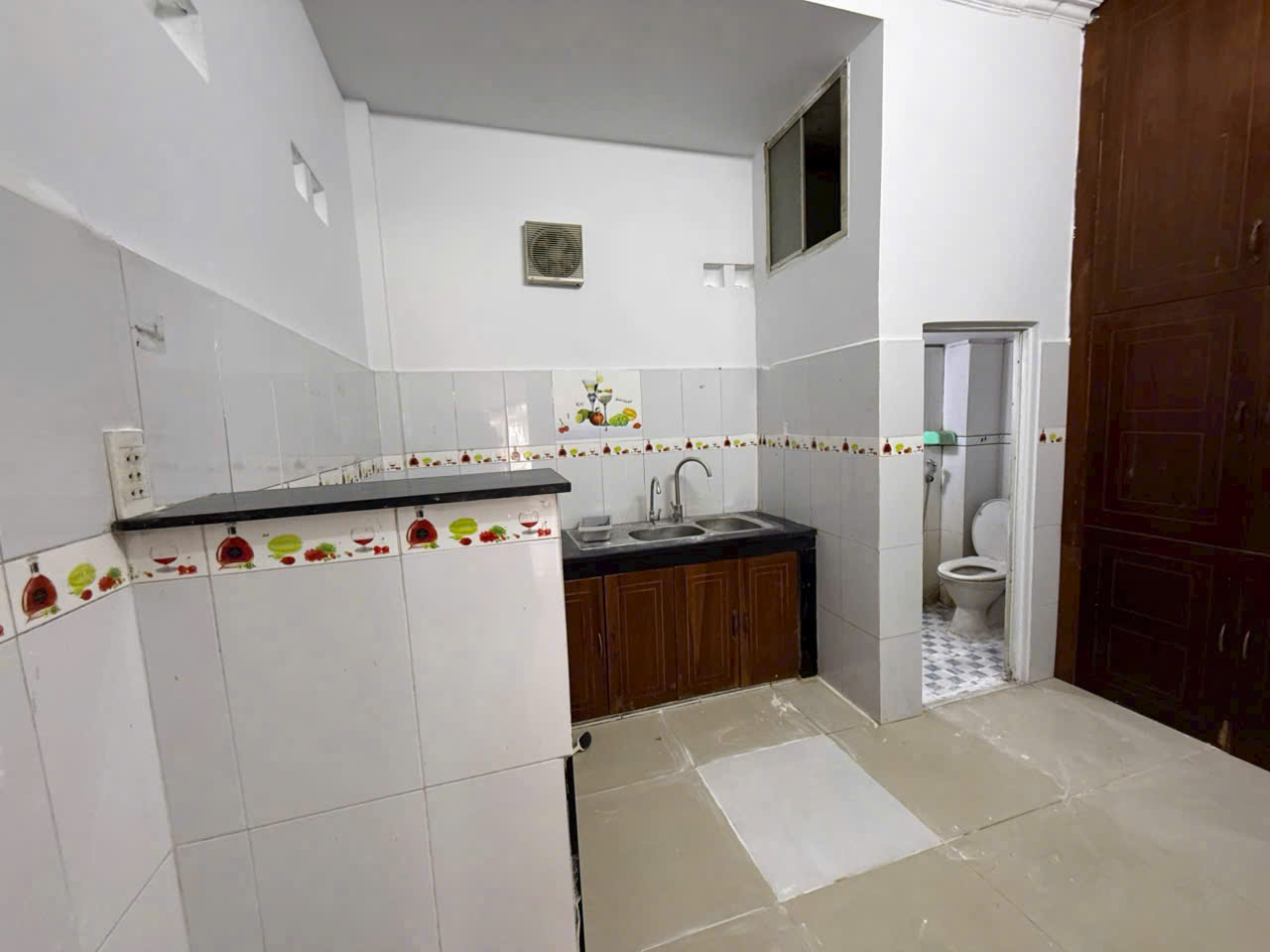 z7243532331279_61a679fd6c6acd08665f576ecc2606e5