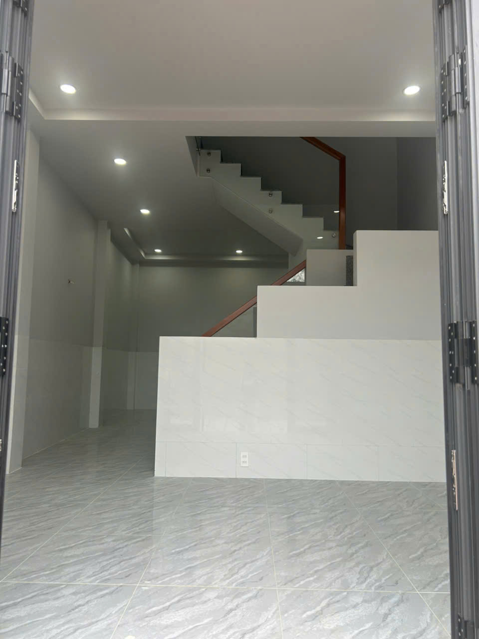 z7244397404075_a7eca11a686f34c4d484cb4b981fc7ee