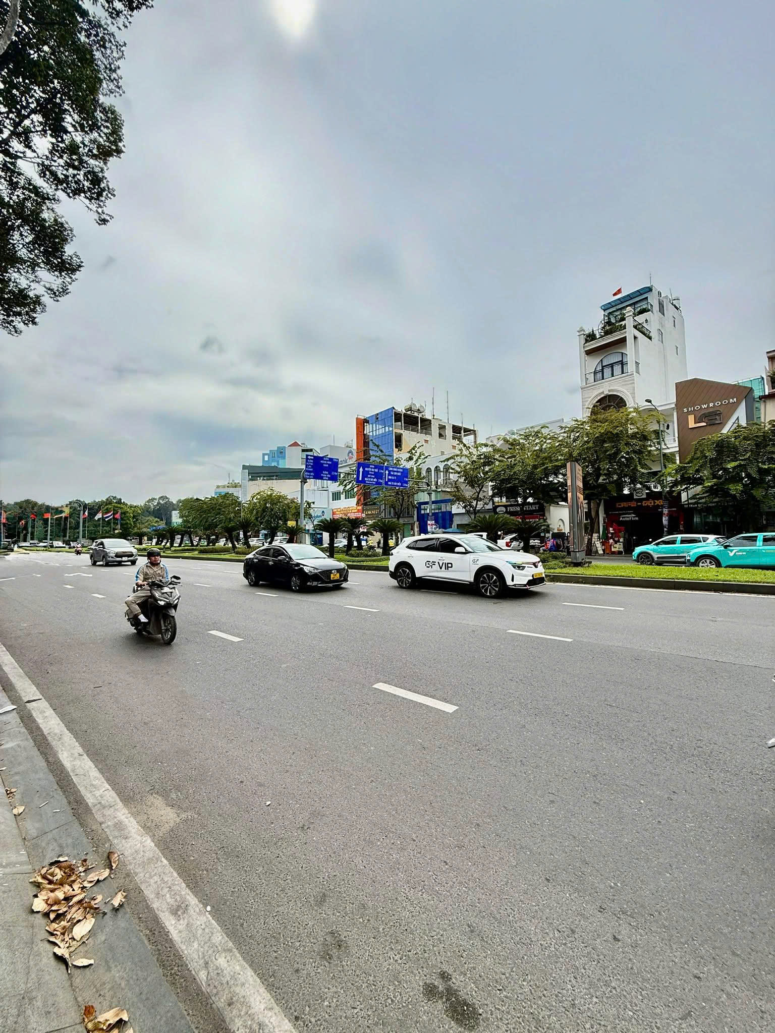 z7251172789194_bc6052940f321b15a0664f4c0d78b48d