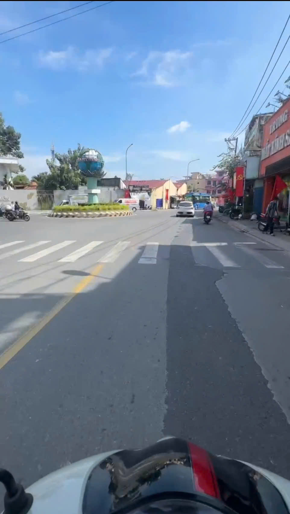 z7256770827748_946e444c0c694dba16db9a2bcb034fbe