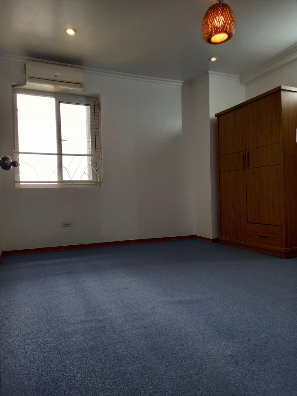 14385079868233378412