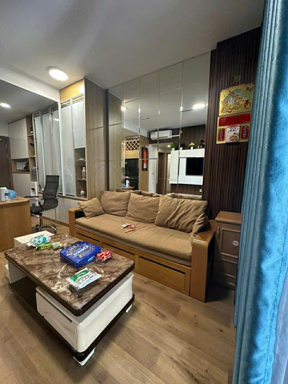 319768372906743909011