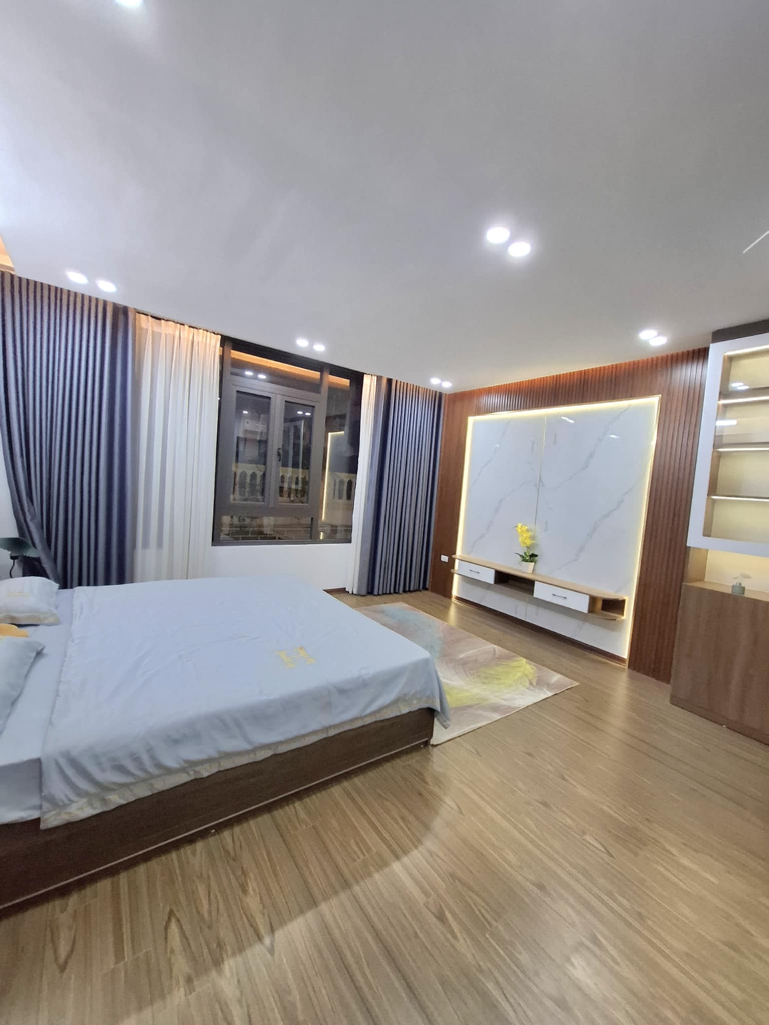 34eb32a0-7e7f-4272-b177-1e5038ed6e7d