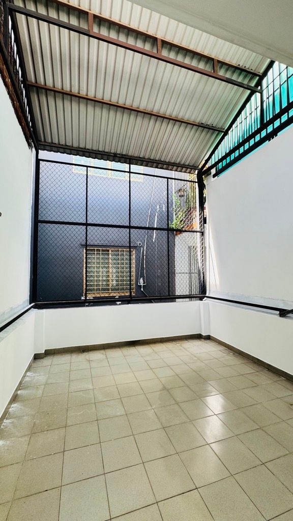 3jd3-309D8BAE-mie58vj1_822_19