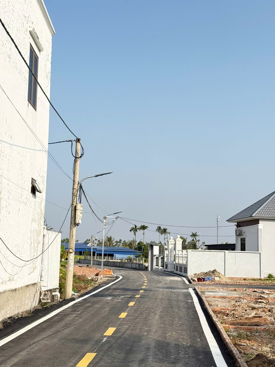 41697666649602699343