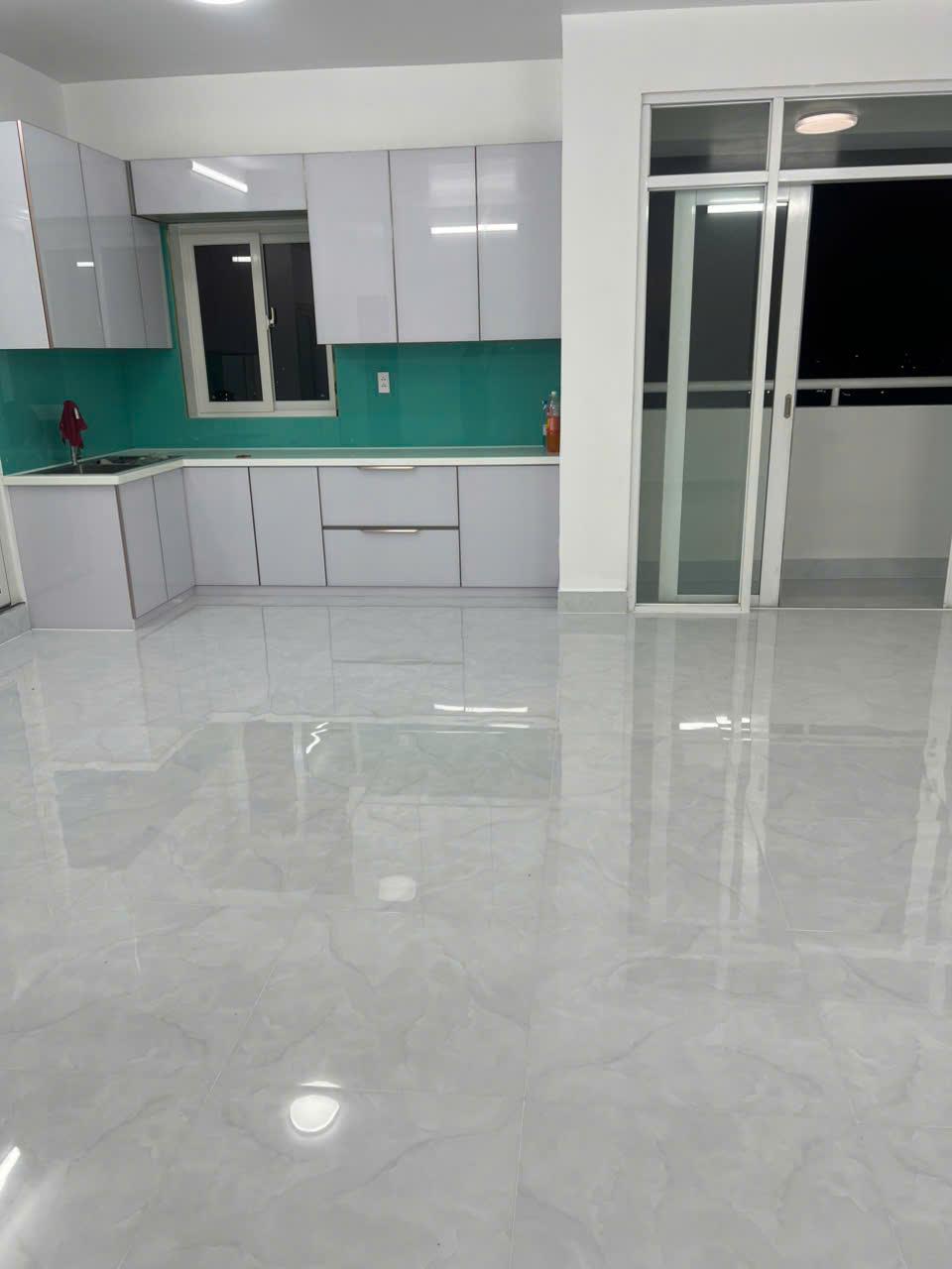 42296396083011750233