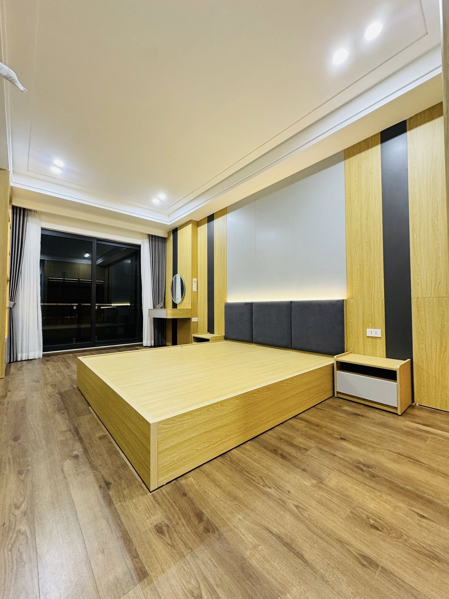 597015699_876120945100819_760961957450254171_n