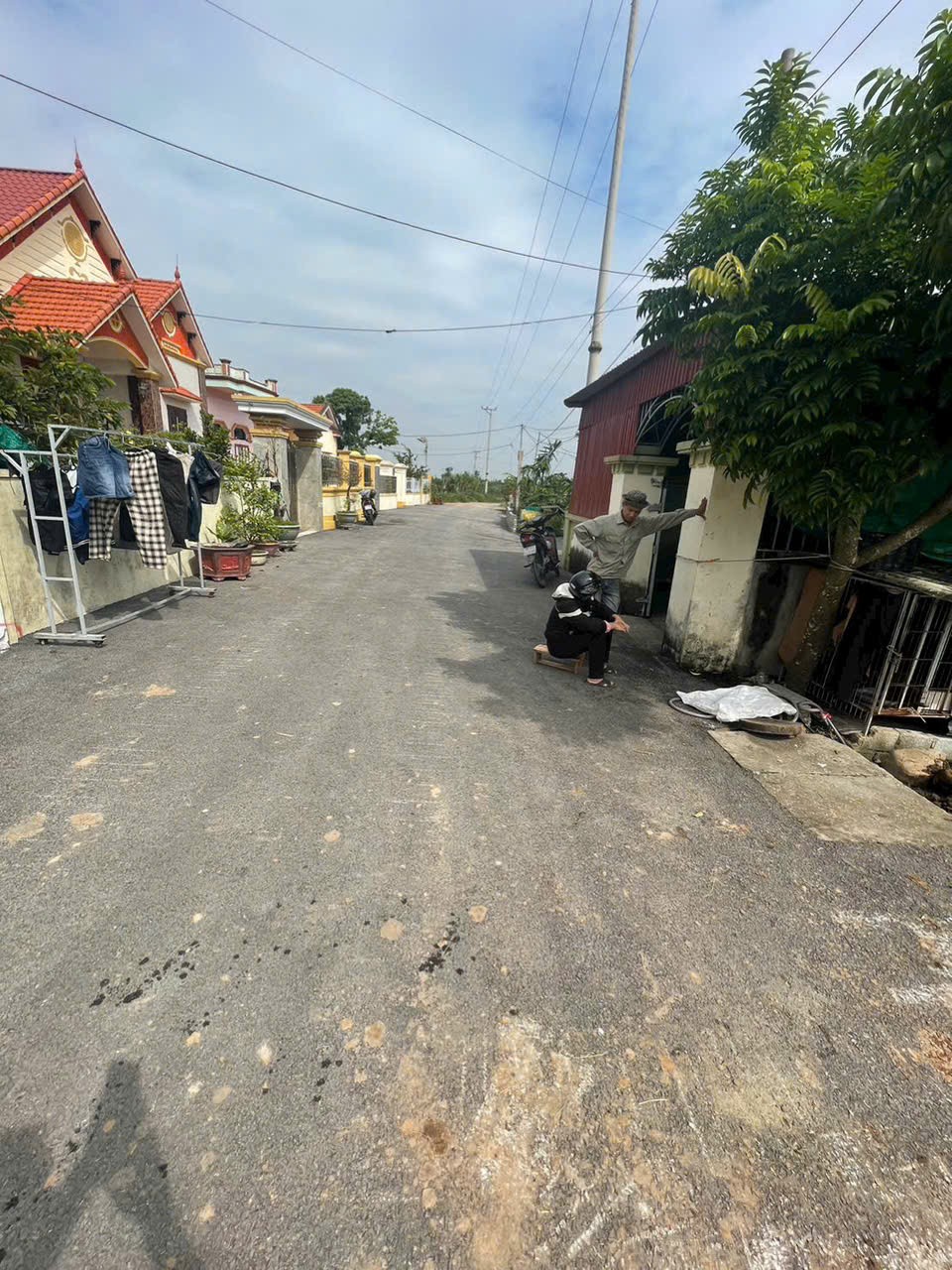 93364875744159220818