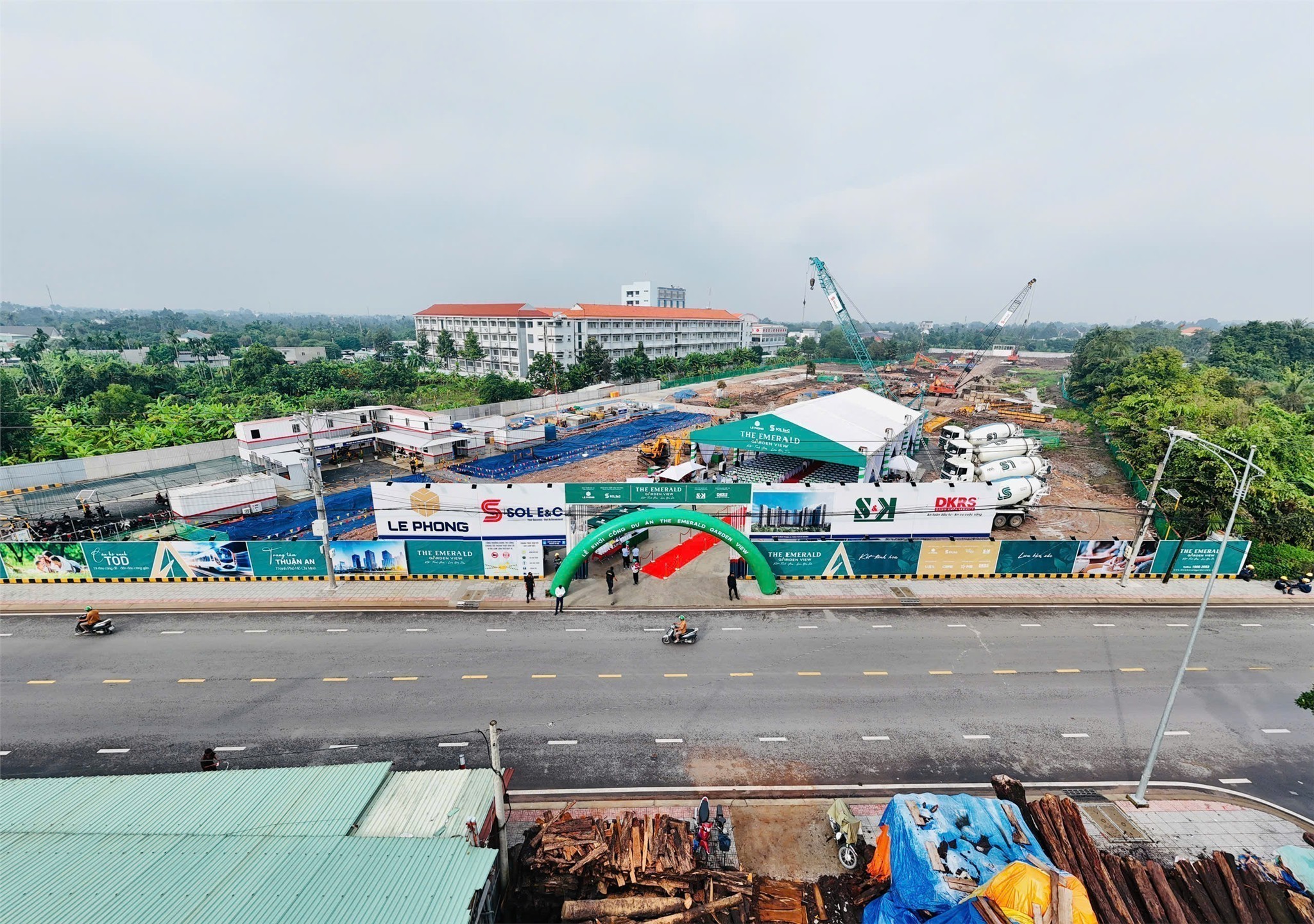 The Emerald Garden View 61