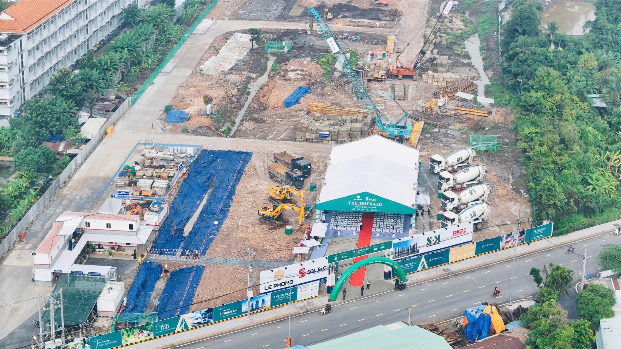 The Emerald Garden View 65