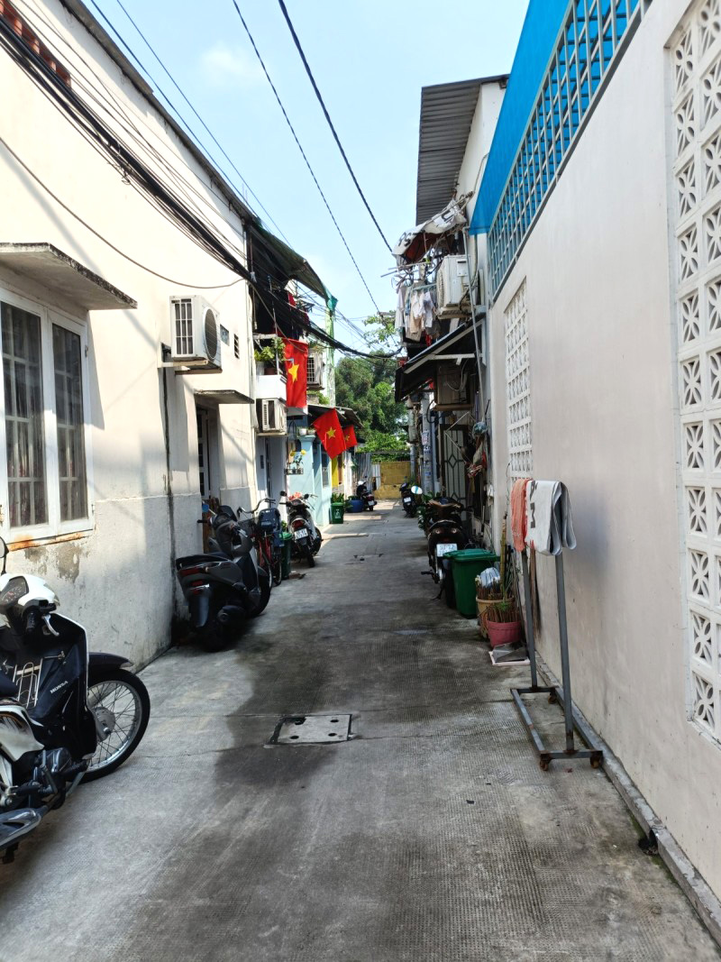 ban-nha-truong-tho-thu-duc-chi-hon-3-ty-sieu-ngon (4)