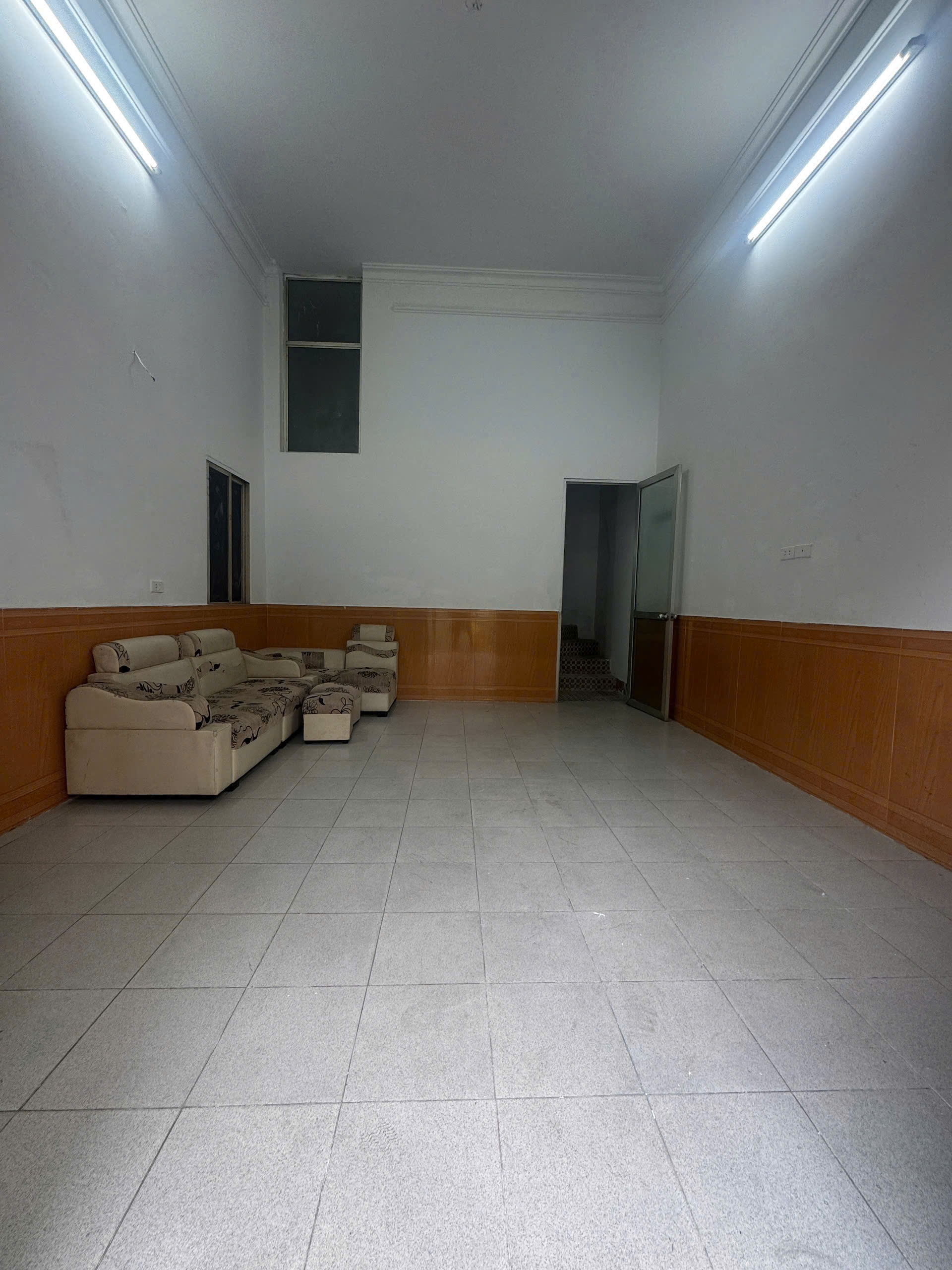 cho_thue_nha_hoang_hoa_tham (1)