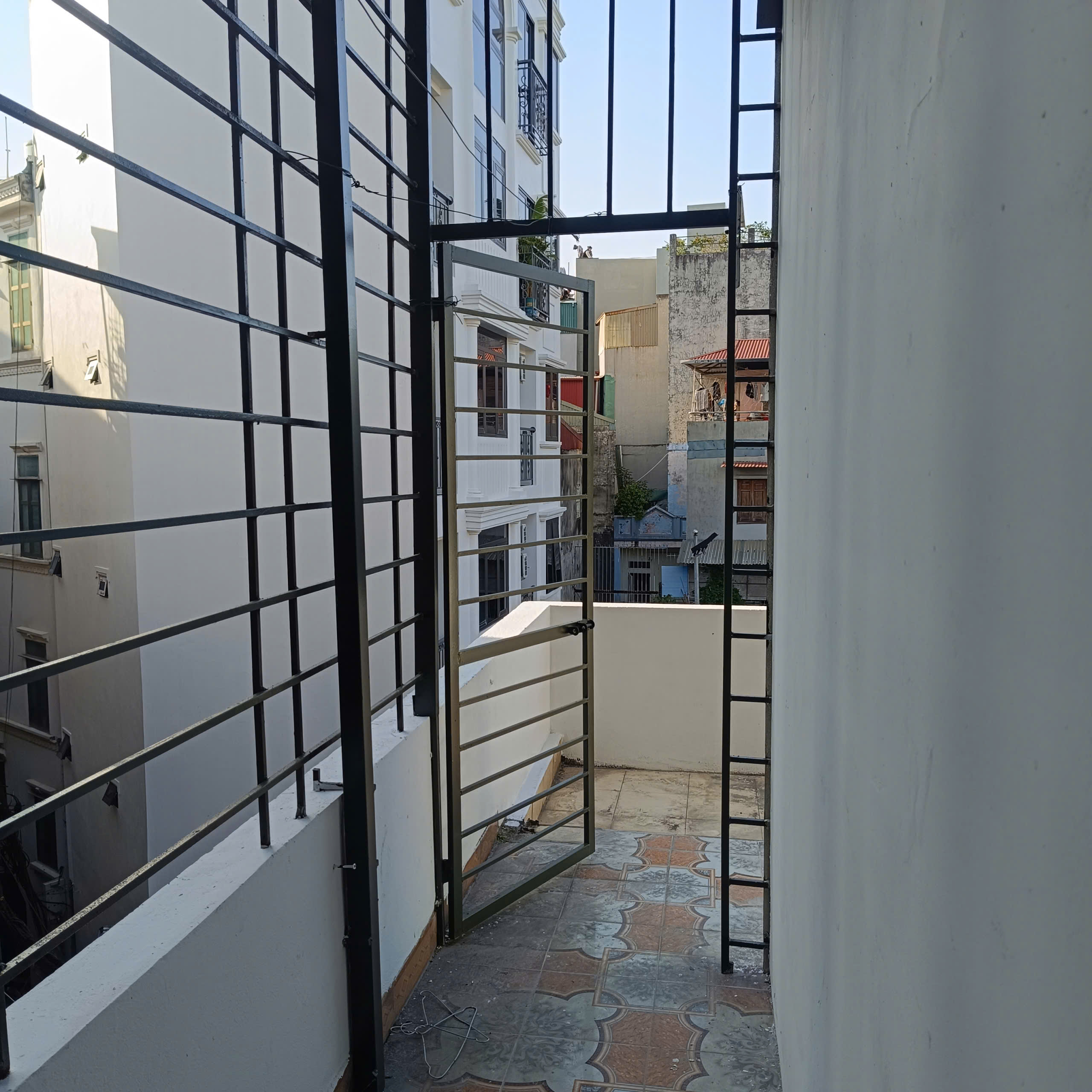 cho_thue_nha_hoang_hoa_tham (7)