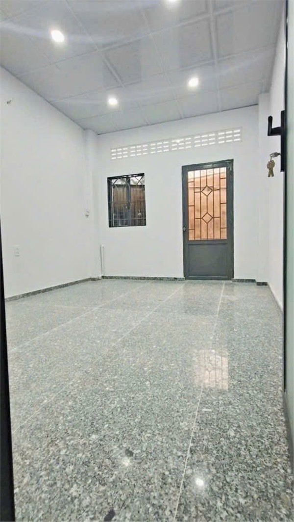 gen-n-z7331986752749_570e236f0d8d2a82a9ee3b322470ce80