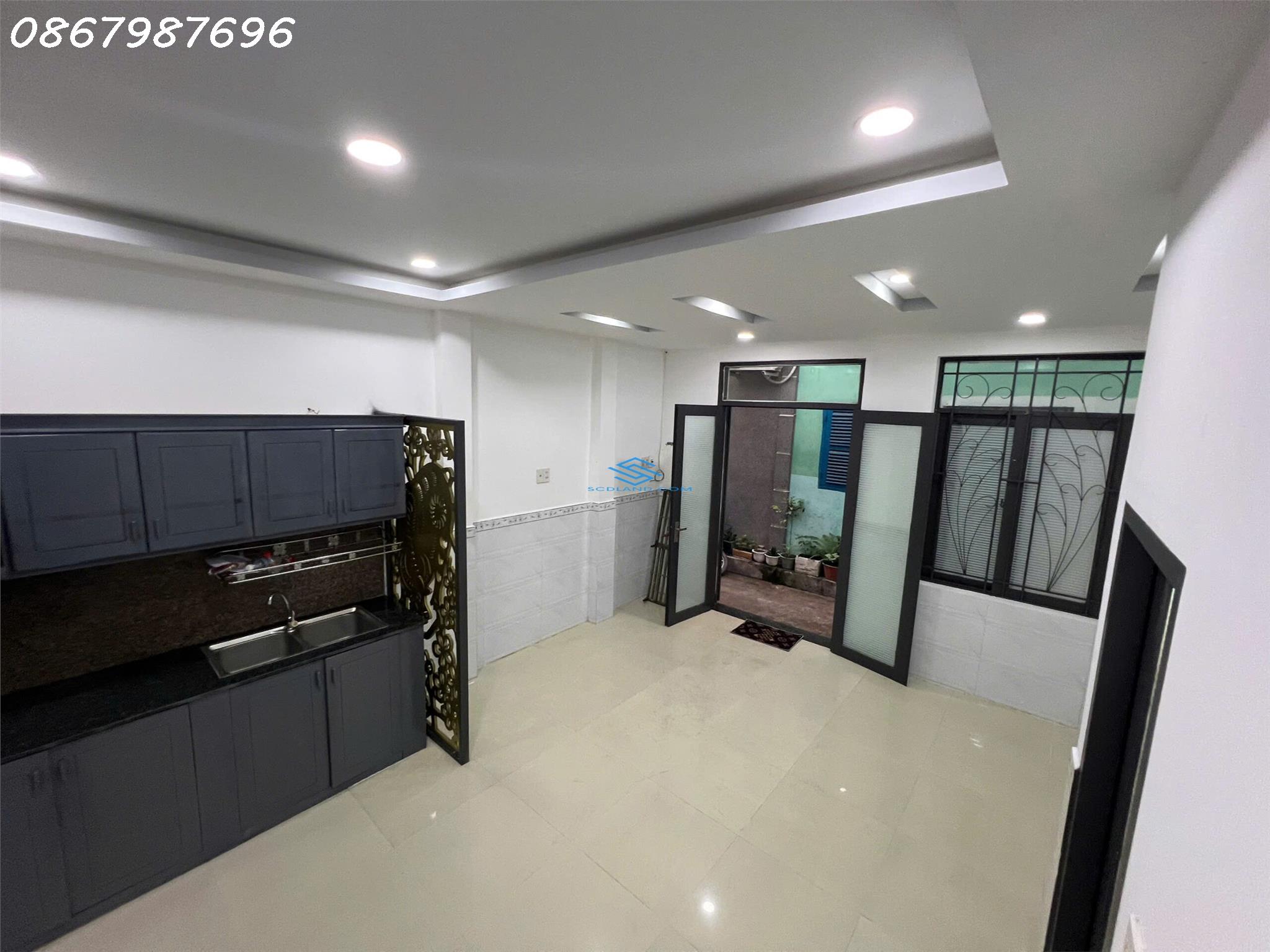 imgi_37_z7359152807299_9f5c33cfbc21c13c5171c8848e3a316f-scaled