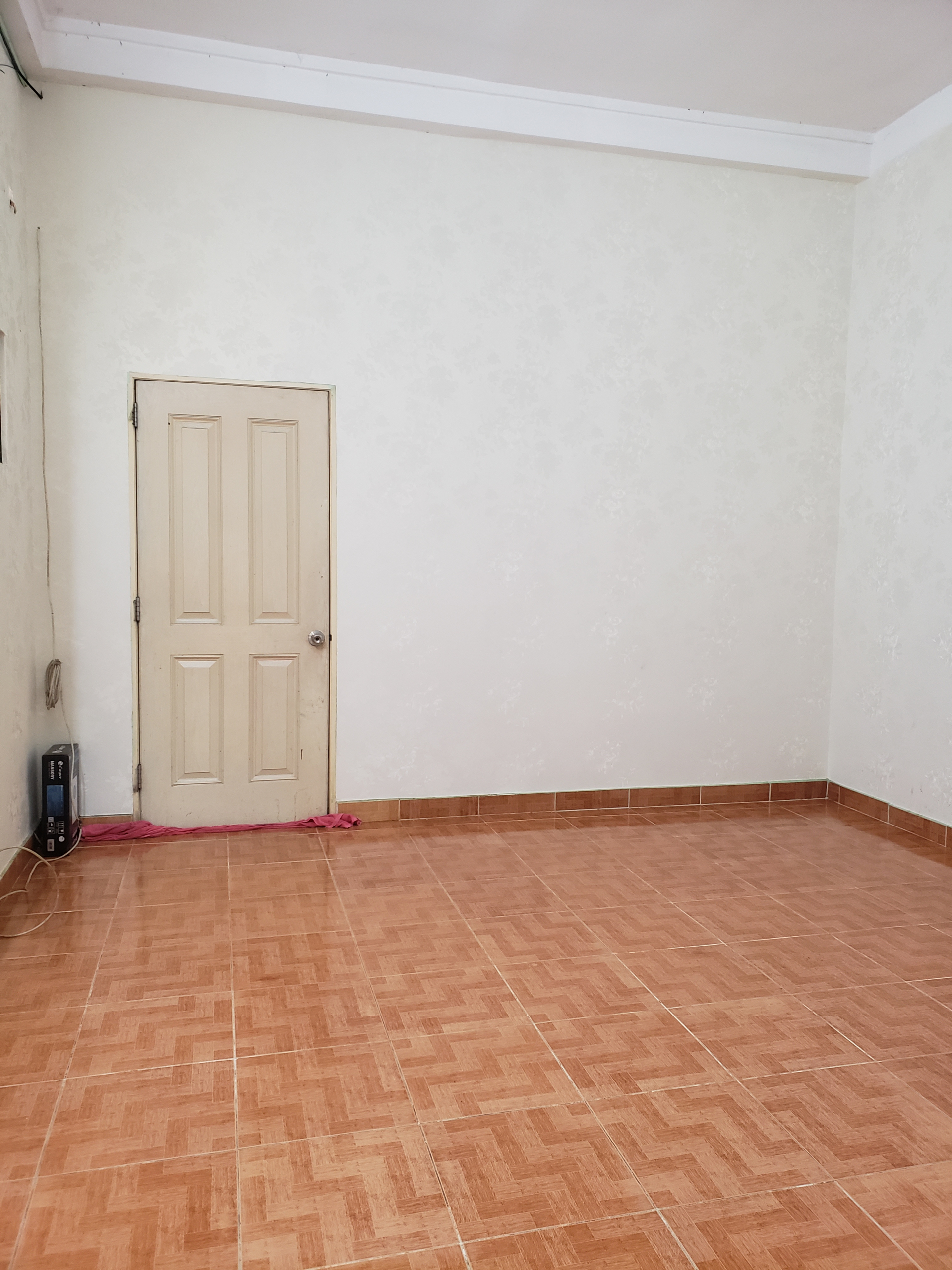 phong 742 san thuong 007