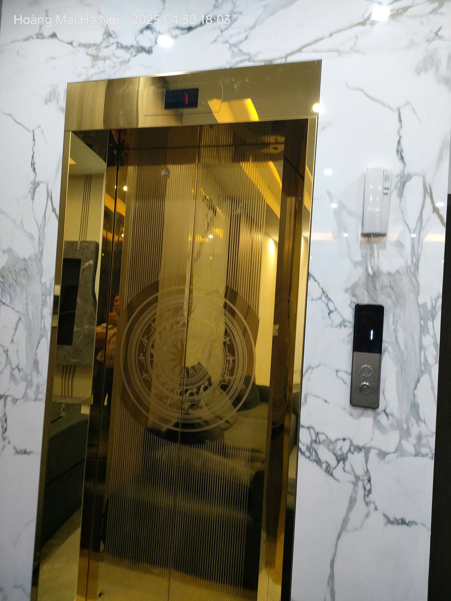 z6657256320716_73892f4da54d9c8a230c4241f7ae71c4