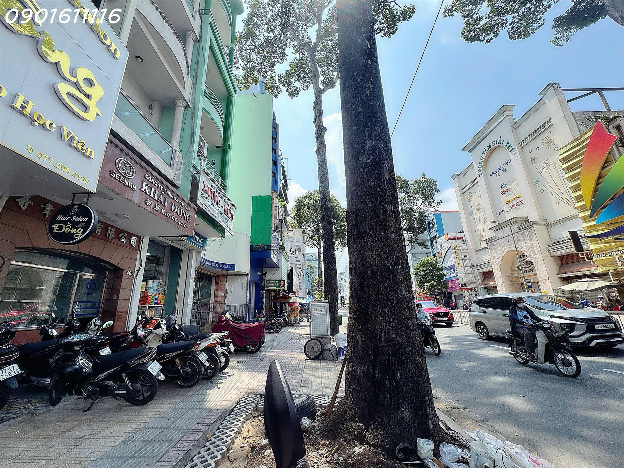 z6720999780591_4f60f55435b6659818f1abe757124608