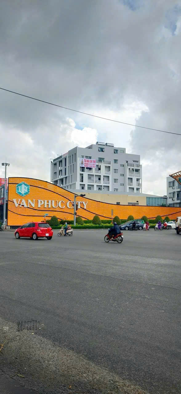 z6775898778958_a24d6ccb1144a07fae08dce74532ecaa