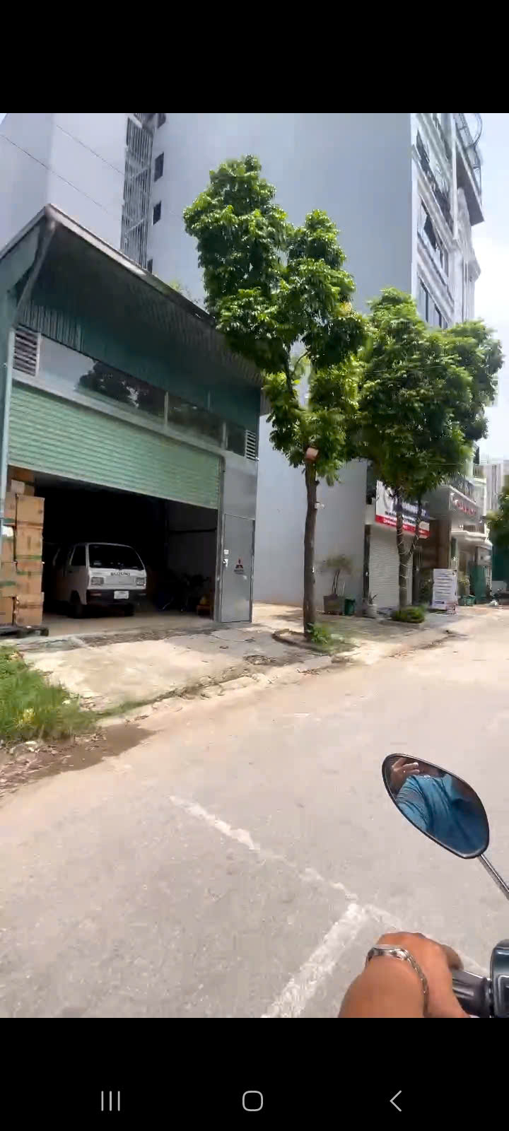 z6881894775985_26f326d7ef2e4cfea538746b37b48047