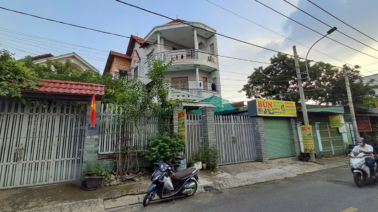 z7002454215488_5616275fab8affc65ff9ace5e5bf68fc