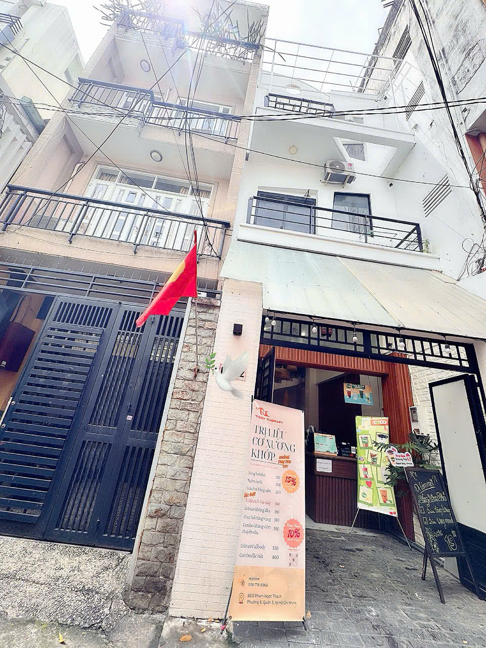 z7015169262108_24d082d5aa6dc4f5647ef7fd2f23e551