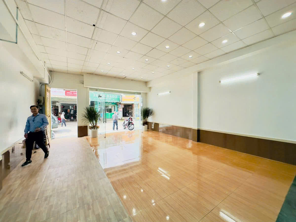 z7082209723217_5192c7e673dcb89eca1e3193d85af96a