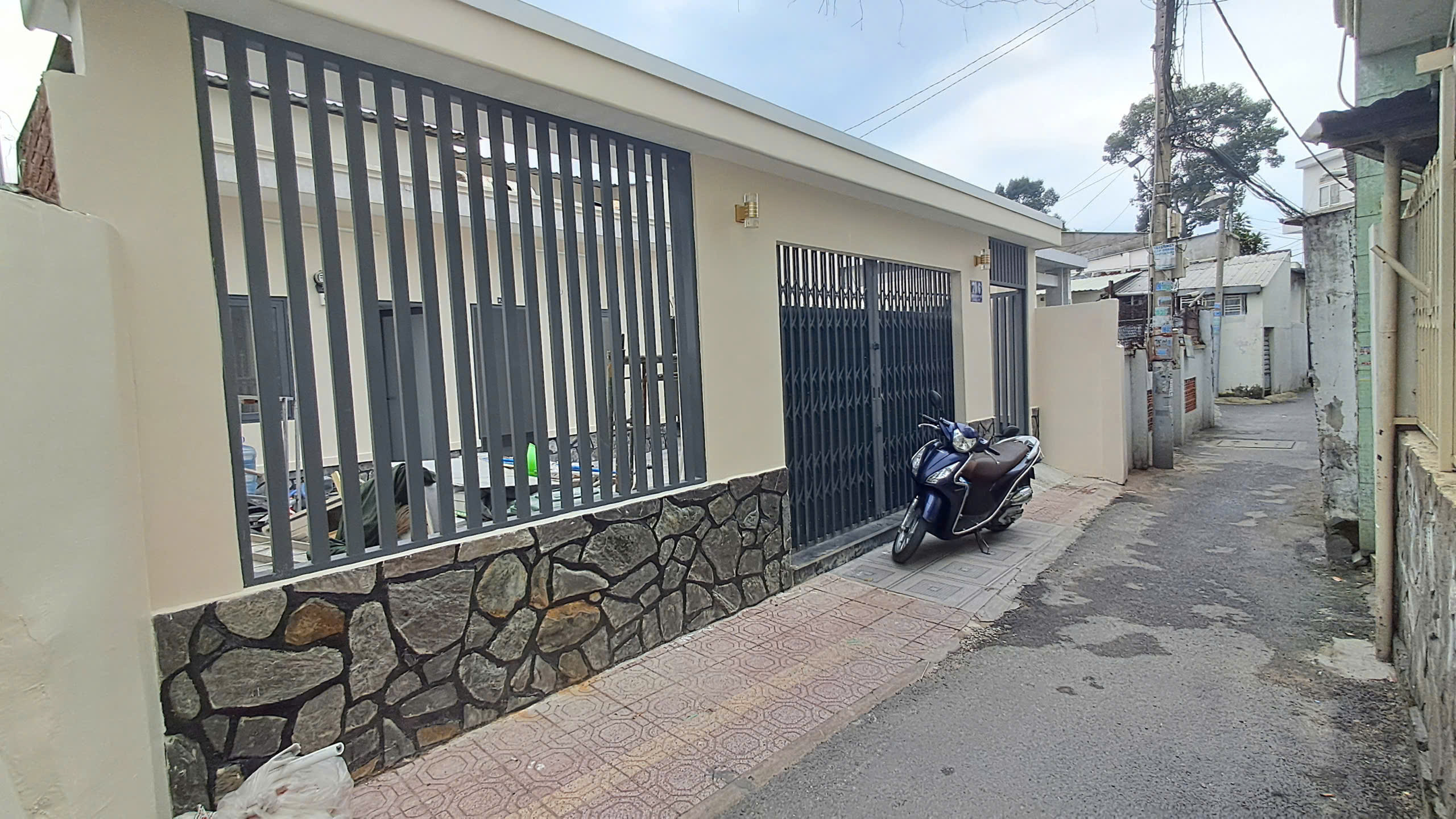 z7270042011224_d101025e3504322b4e43f135be37dc62