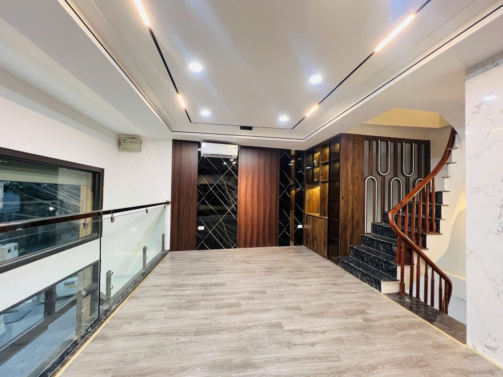 z7273840869843_fcf935c2ce7a34f1e6bf21543f8ebda8