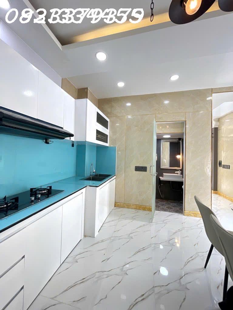 z7286374444684_25c9f313f1ebff74872a5b7a17dc9916